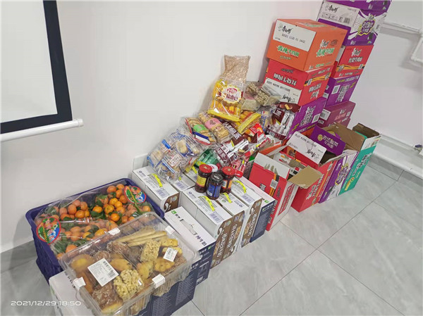 秦邦 应急食物购置.jpg