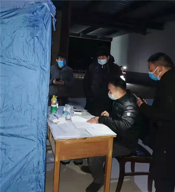 起劲协调，包管运输流通.jpg